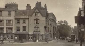 Houses on Broad Street, prior to demolition in December 1936–March 1937, photograph by J. H. H. Minn. 