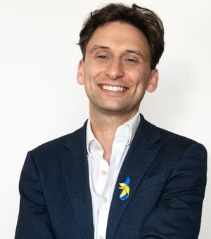 Dr Dmitri Levitin