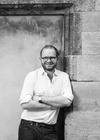 Dr Oliver Cox