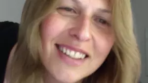 Dr Ida Toth