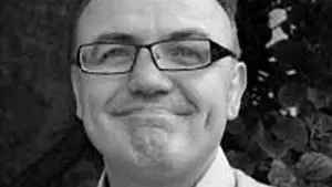 Dr Perry Gauci