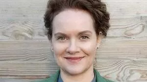 Dr Venus Bivar