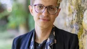 Dr Mori Reithmayr