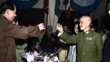Chairman of the Kuomintang (KMT) government Chiang Kai-shek met with Chinese Communist Party (CCP) chairman Mao Zedong in Chongqing for peace negotiations © Hsu Chung-mao