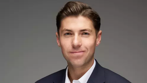 Oliver Douglas 