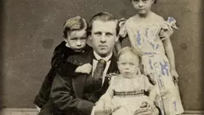Portrait of a Father with His Three Children. Glasgow, 1867