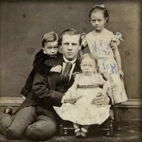 Portrait of a Father with His Three Children. Glasgow, 1867