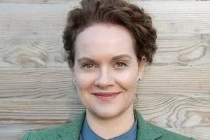 Dr Venus Bivar